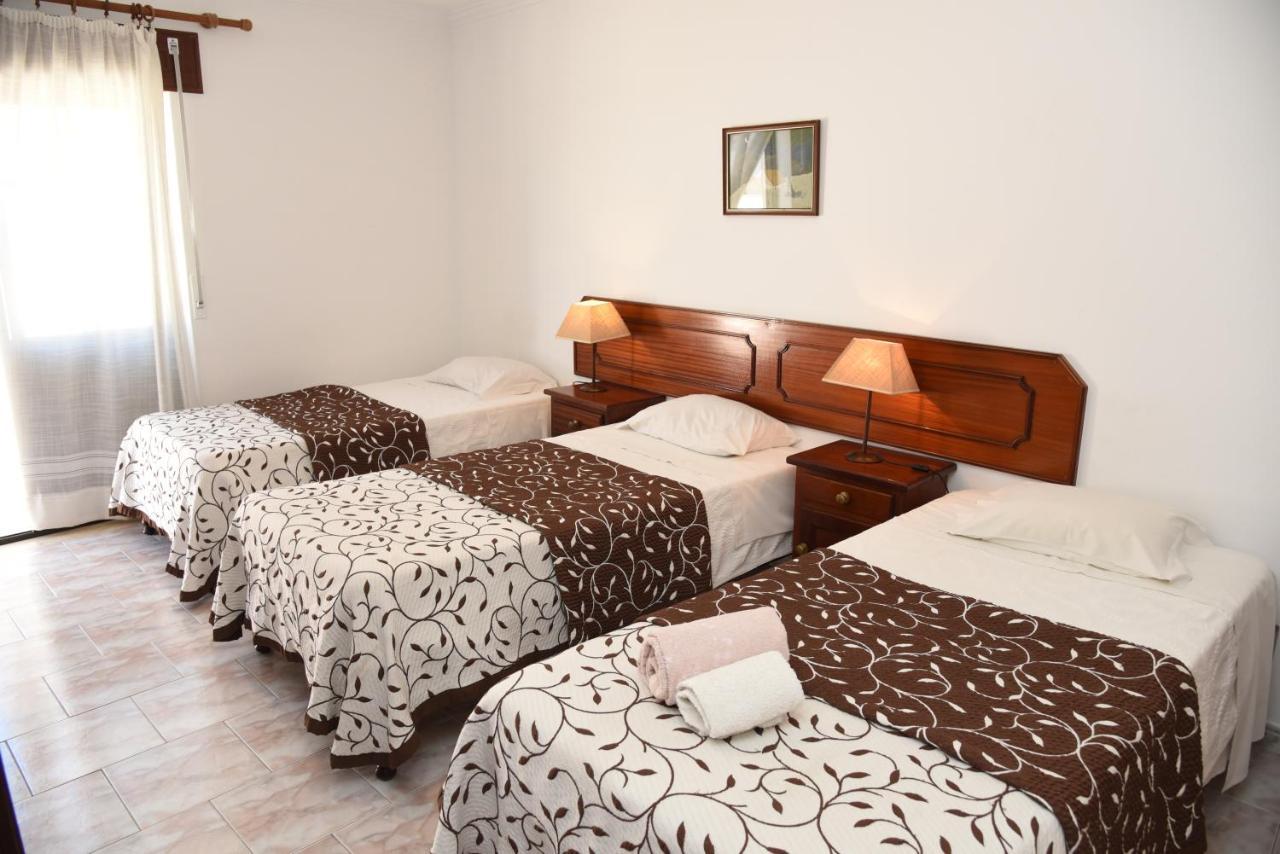 Flor Da Primavera - Residencial E Apartamentos Azambuja Eksteriør billede