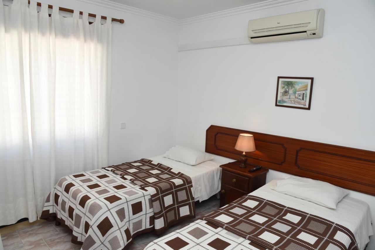 Flor Da Primavera - Residencial E Apartamentos Azambuja Eksteriør billede
