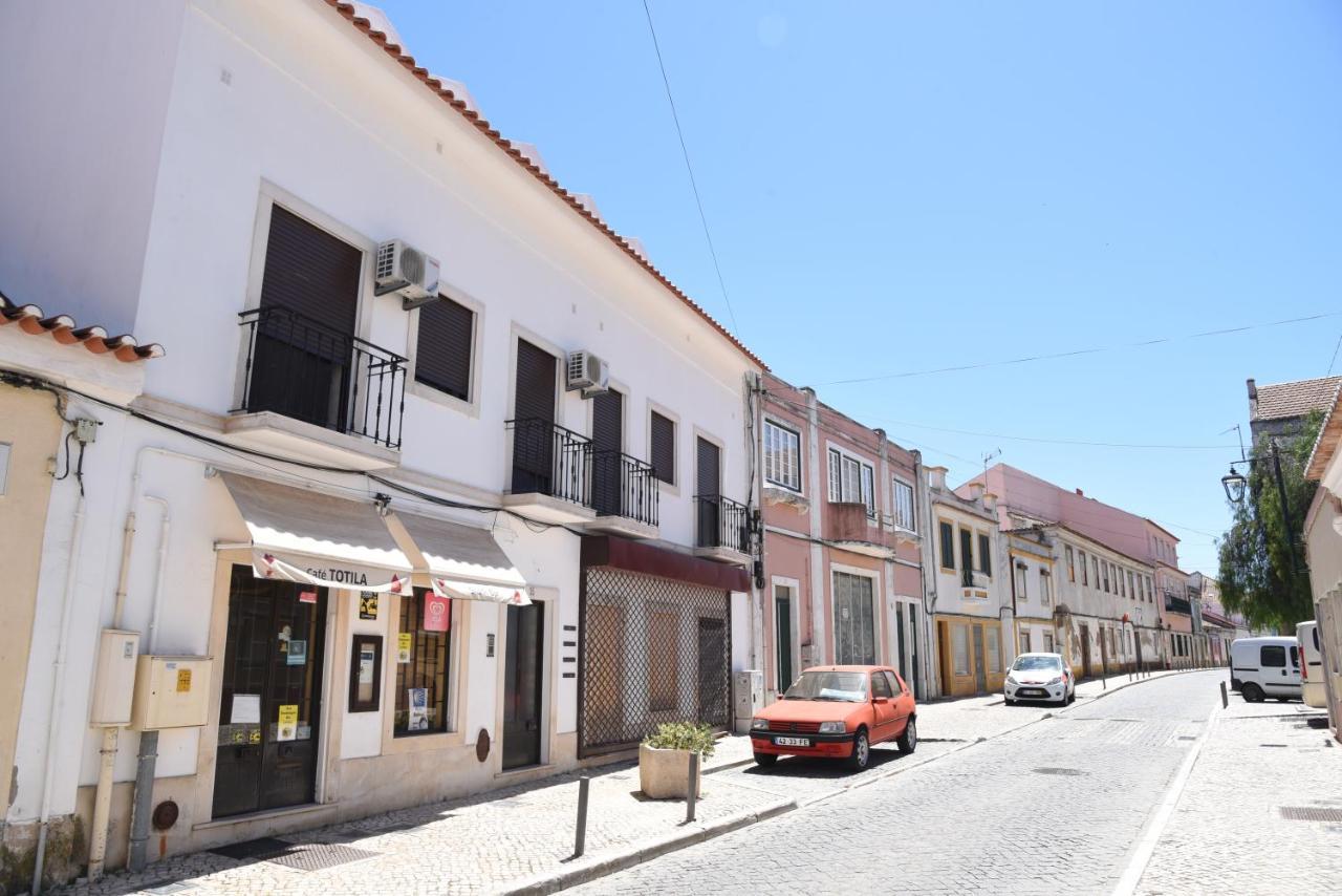 Flor Da Primavera - Residencial E Apartamentos Azambuja Eksteriør billede